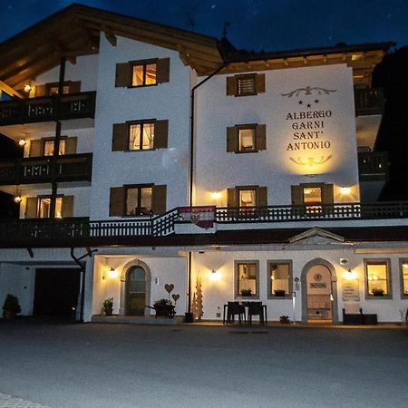 Hotel Garni Sant'Antonio Con Spa Madonna di Campiglio Bagian luar foto