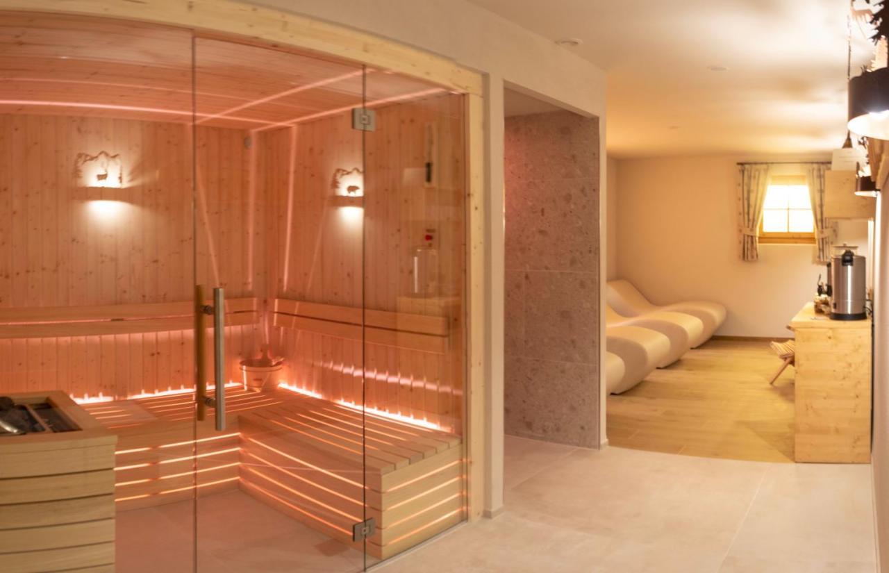 Hotel Garni Sant'Antonio Con Spa Madonna di Campiglio Bagian luar foto